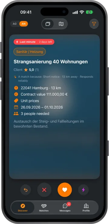 KraftMatch iPhone-on: „Strangfelújítás 40 lakásban” megbízáskártya szakággal, megbízási összeggel és időszakkal