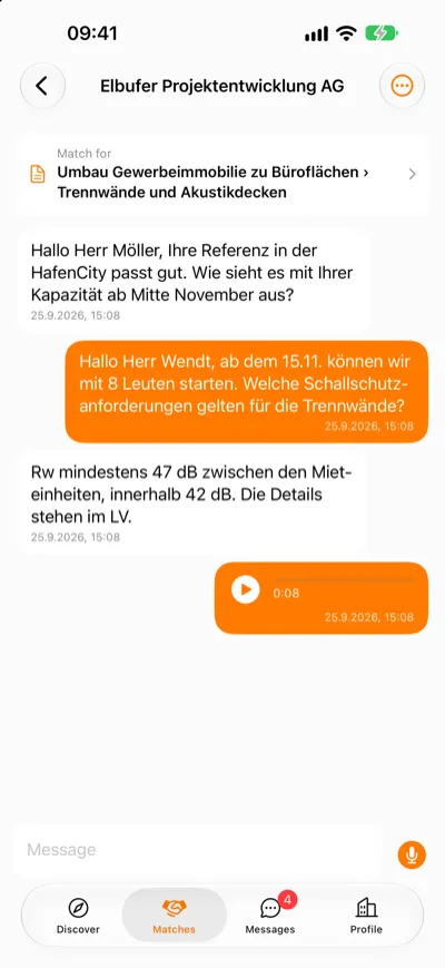 Chat egy megbízó és egy szárazépítő vállalkozás között szöveges és hangüzenettel